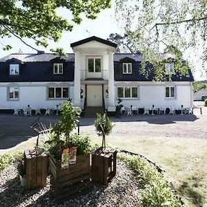 Haellsnaes & Restaurang 4* Molnlycke